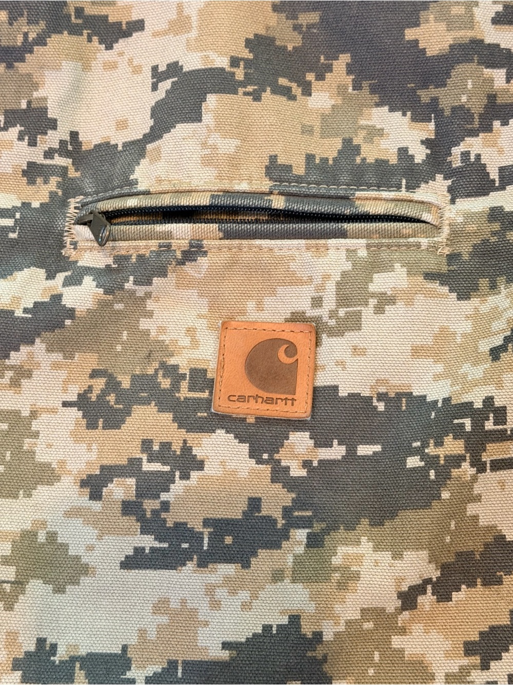 Carhartt Men's digital Camo Hooded Work Jacket in Olive/Tan - Picture 8 of 10